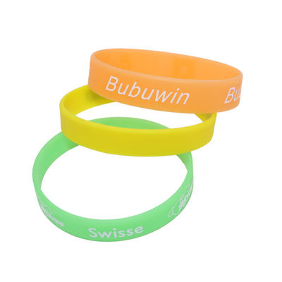Bande di silicone morbide personalizzate braccialetti di gomma decorativi Eco-friendly