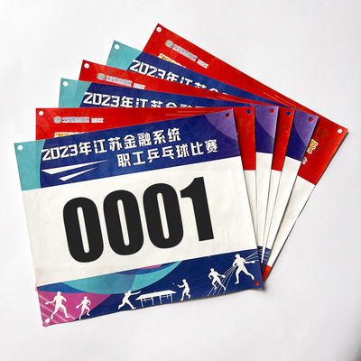 Identificatore di razza personalizzato Tyvek Bib Numero con elevata resistenza alle lacrime