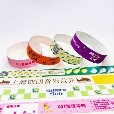 Braccialetti Tyvek colorati con chiusura a scatto impermeabile Numerazione sequenziale Logo personalizzato