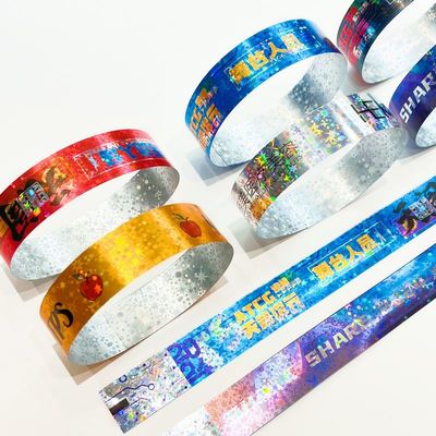 Vendita calda Brillante Laser Glitter Polsetta promozionale Impermeabile Laser Paper Bracelet Eventi per adulti e bambini Polsetta di ammissione