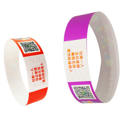Braccialetti da evento Tyvek a colori economici con stampa a colori a prova d'acqua e resistenti al sudore