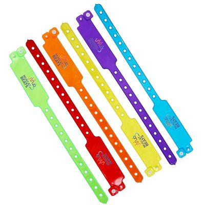 Polsetta regalo per eventi in PVC in vinile impermeabile con disegno personalizzabile e opzione di colore fluorescente al neon