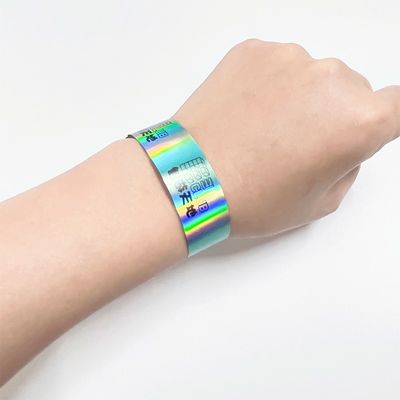 Personalizzabile articolo regalo promozionale braccialetti Logo vinile PVC impermeabile colorato braccialetto di carta