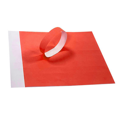 Braccialetti per eventi Tyvek personalizzati con codici a barre numerati impermeabili per la piscina Braccialetti di carta di ammissione