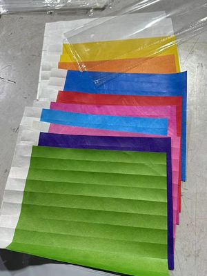 Evento Braccialetti Tyvek personalizzati Barcode Numerato Impermeabile Pool Party Identificazione Ingresso Ammissione Braccialetti di carta