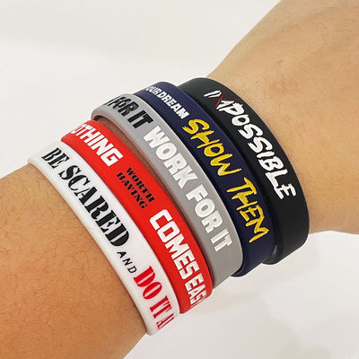 Slogan Watchword Stampati braccialetti in silicone per il festival sportivo di calcio