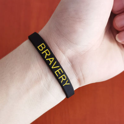 Slogan di fabbrica Parole d'ordine Braccialetti per adulti stampati Event personalizzato per affari Souvenir regalo Braccialetti in silicone