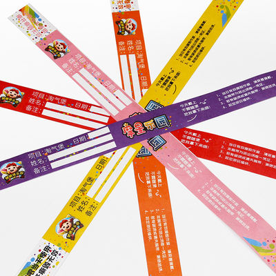 Numerazione sequenziale di braccialetti di carta Tyvek per la sicurezza dell'evento del festival