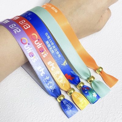 Concerto di Nastro Evento promozionale Braccialetti di stoffa tessuta con vari disegni