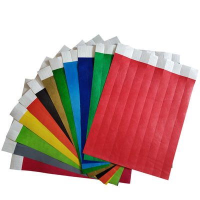 Sequenza personalizzata numerata con logo personalizzato Tyvek braccialetti Protezione impermeabile per la gestione degli eventi