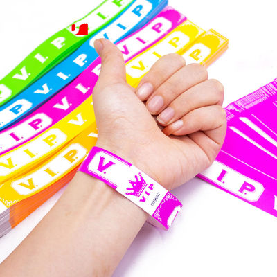 Braccialetti di carta per eventi personalizzati Braccialetti di carta con disegni per organizzare facilmente gli eventi