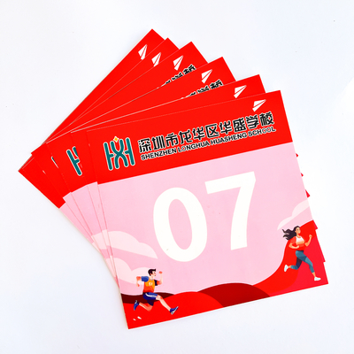 Numeri pettorali personalizzati in Tyvek per maratone e triathlon